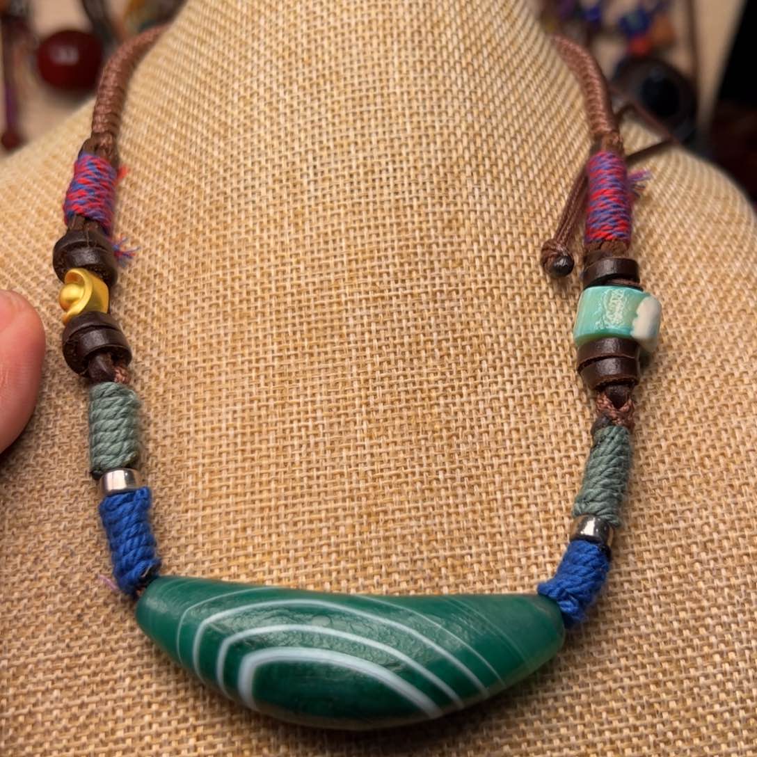 玛瑙/玉髓颈饰未镶嵌