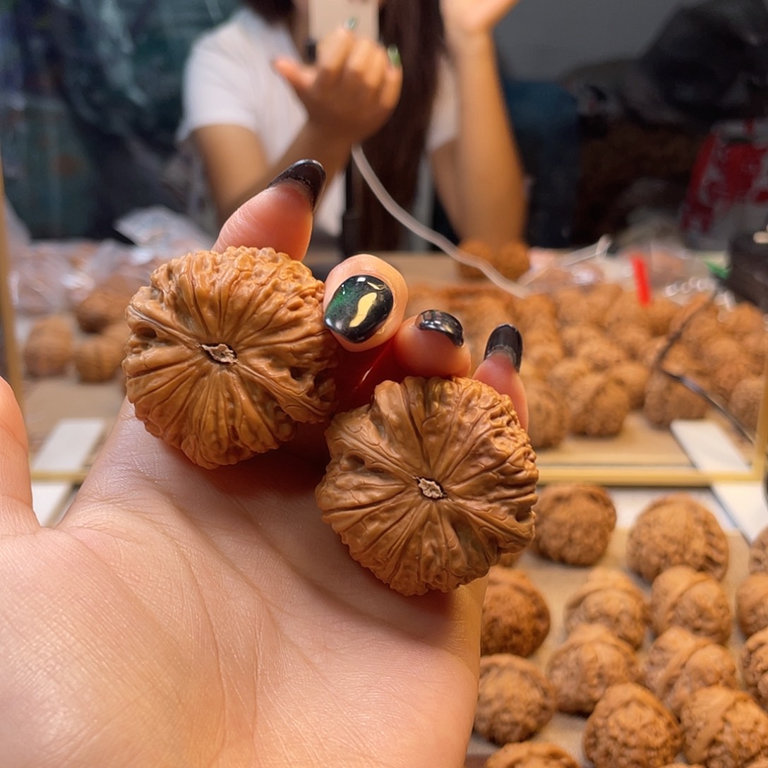 吊坠文玩核桃平底锅