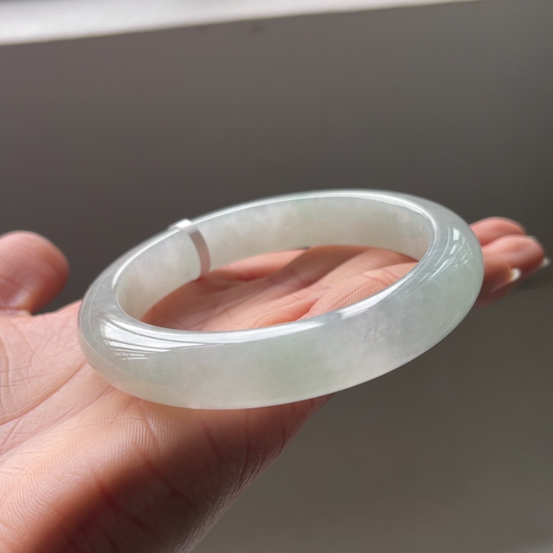 翡翠未镶嵌手镯59.7圈三天鉴赏期