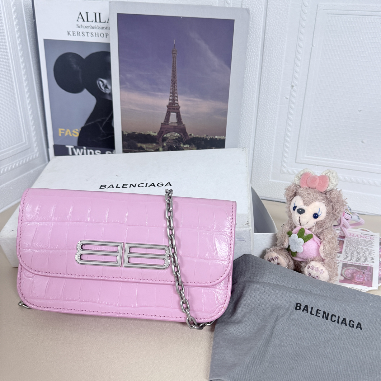 95新 Balenciaga/巴黎世家 粉色鳄压链条斜挎包