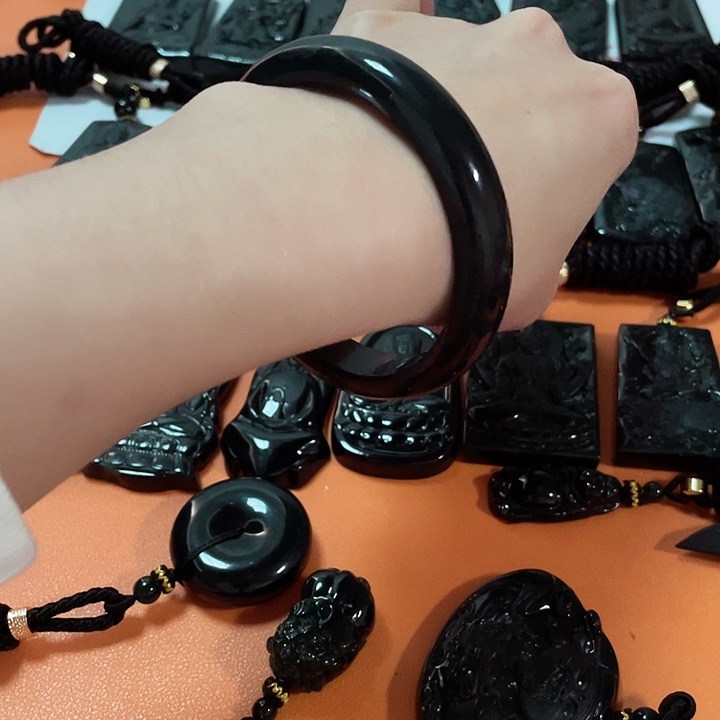 翡翠挂件未镶嵌用****南