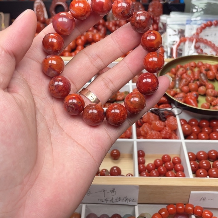 南红玛瑙未镶嵌手链