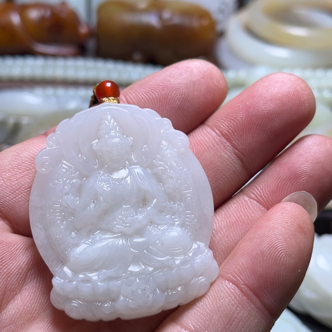 用***6和田玉未镶嵌挂件