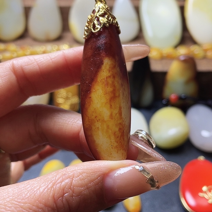 和田玉颈饰足银镶嵌