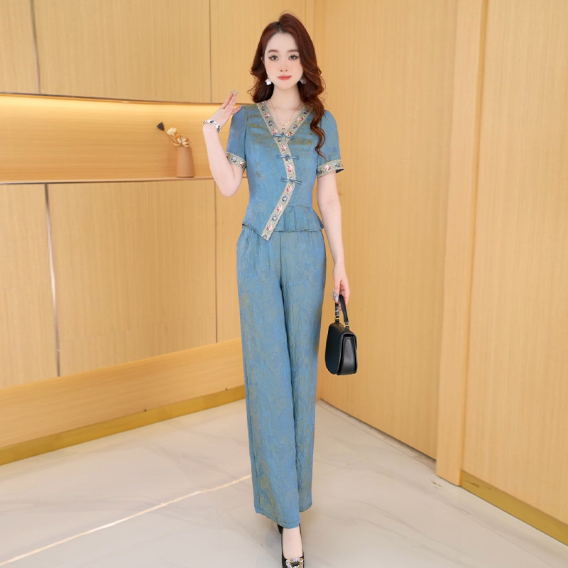 【两件套】夏季时尚女神范洋气宽松休闲百搭显瘦减龄女装短袖套裤