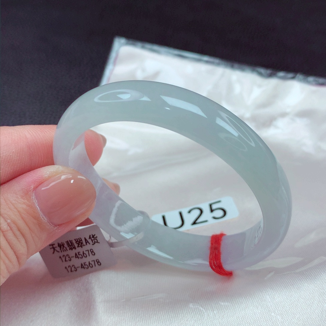 翡翠手镯未镶嵌手镯88