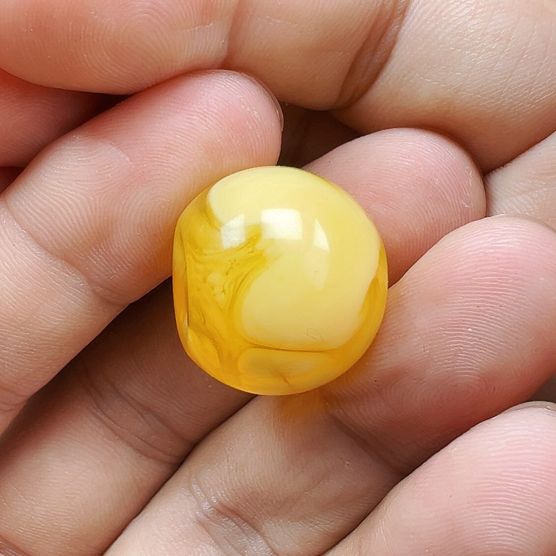 蜜蜡未镶嵌珠宝奇石番****柿蜜蜡吊坠