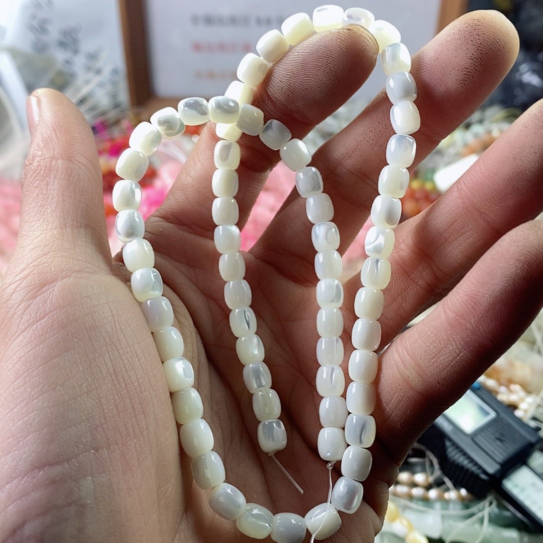 玛瑙/玉髓珠宝半成品未镶嵌一条天然6×6白蝶贝小桶珠