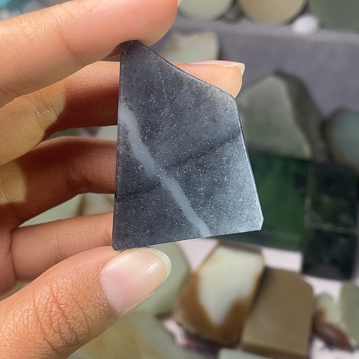 和田玉未镶嵌珠宝奇石