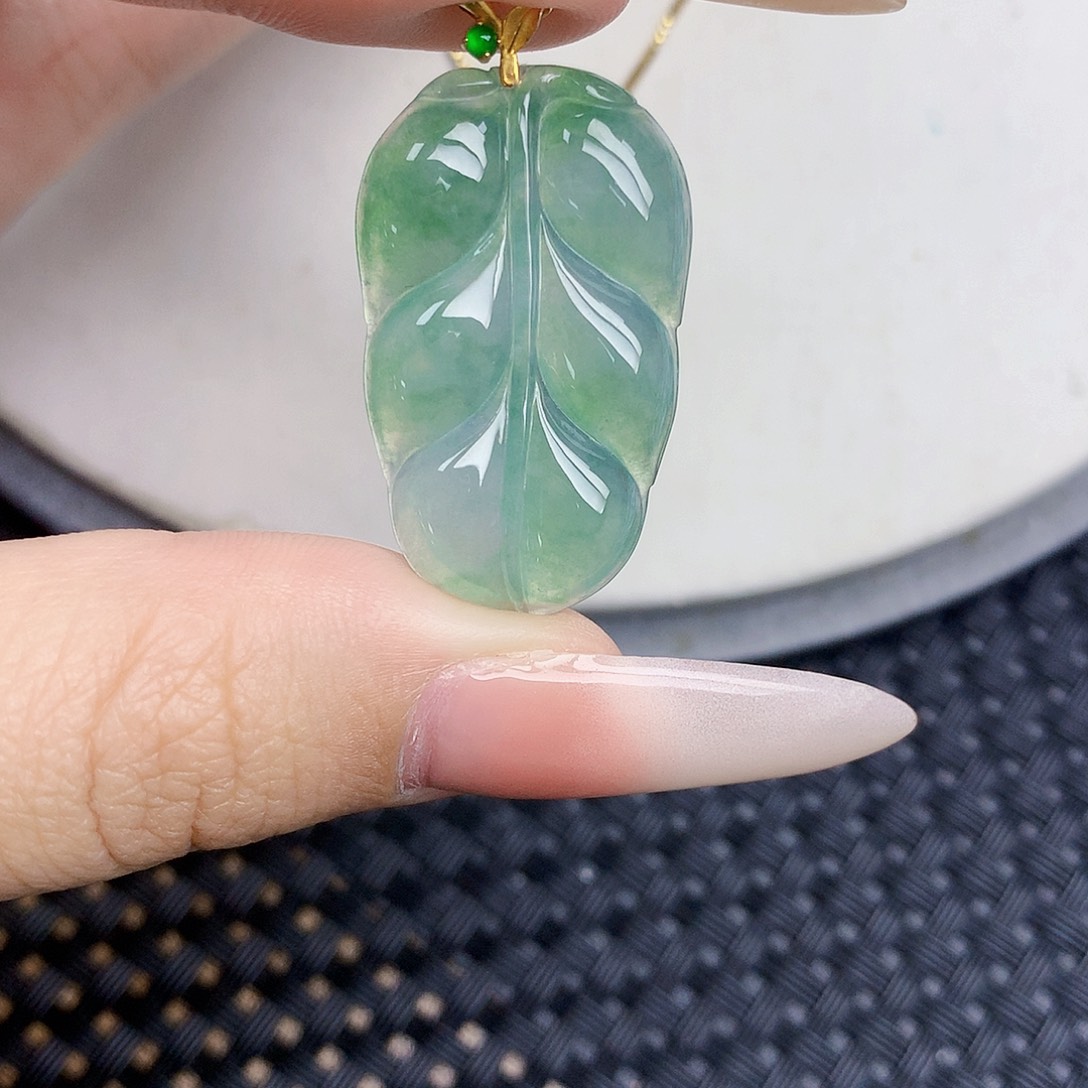 翡翠18K金镶嵌颈饰天然缅甸翡翠a货百元以上9元证书费自理