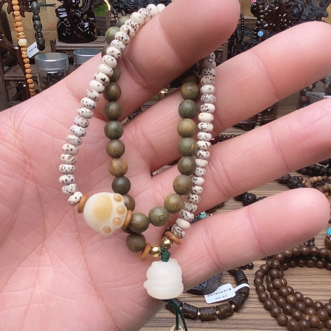 滴血莲花菩提手串