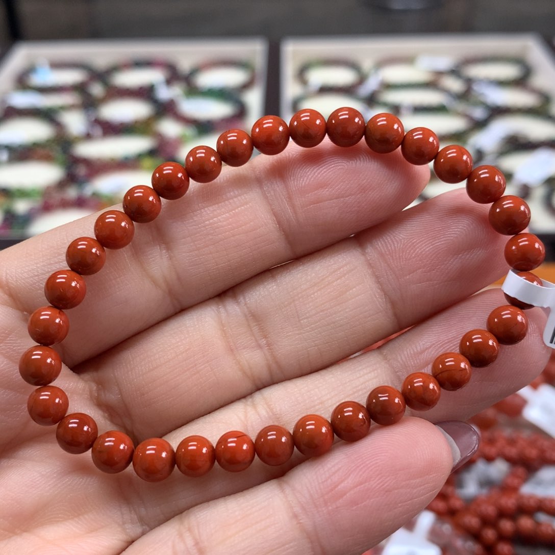 南红玛瑙手链未镶嵌5.6毫米左右