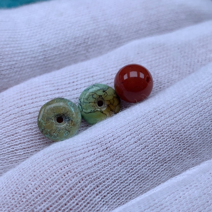 南红玛瑙未镶嵌珠宝奇石