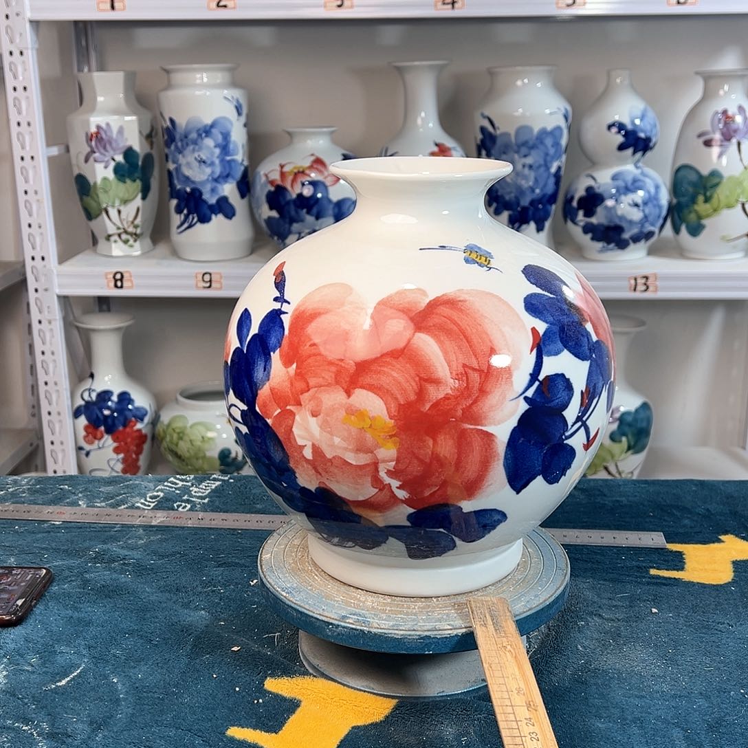 摆件景德镇陶瓷石红牡