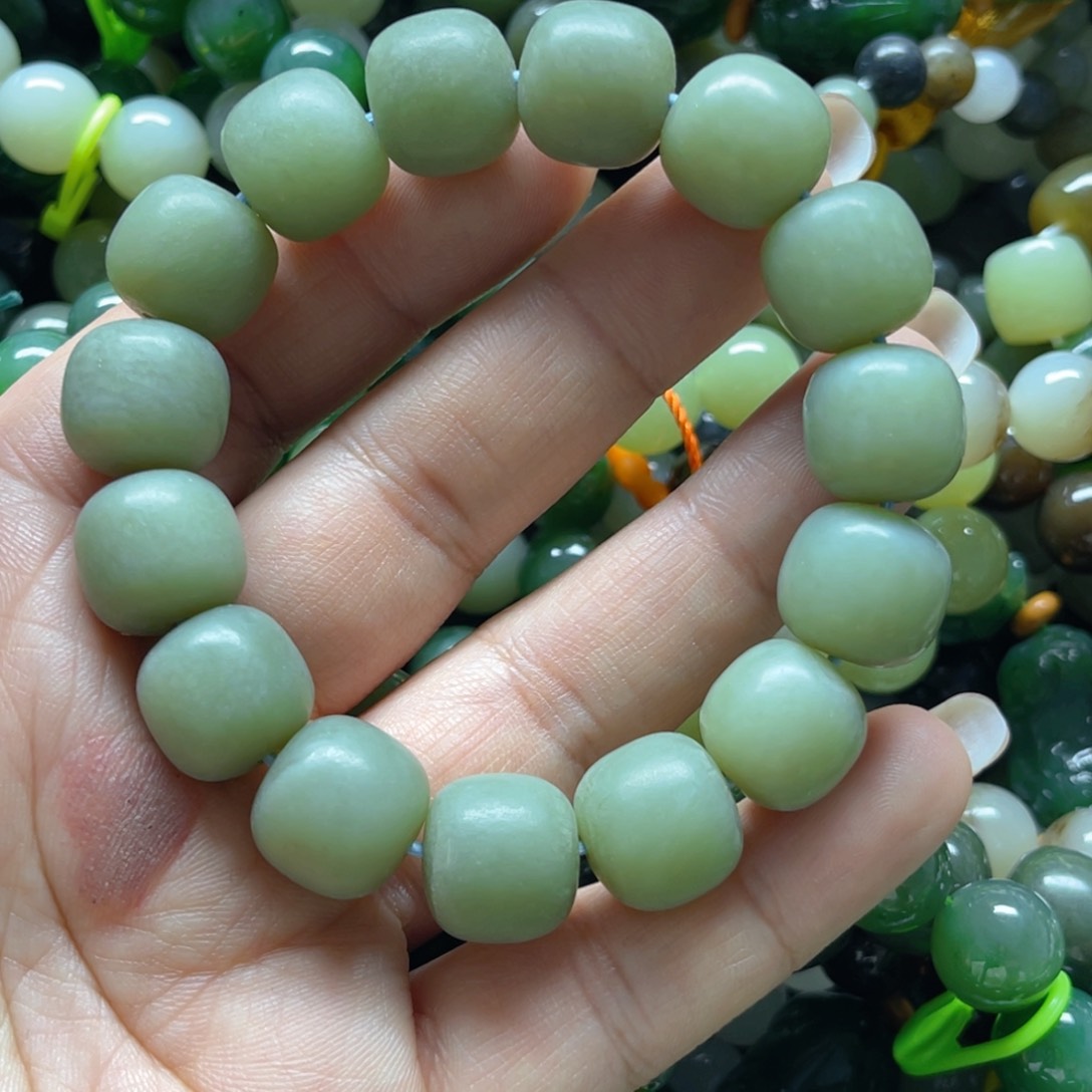 和田玉手链未镶嵌