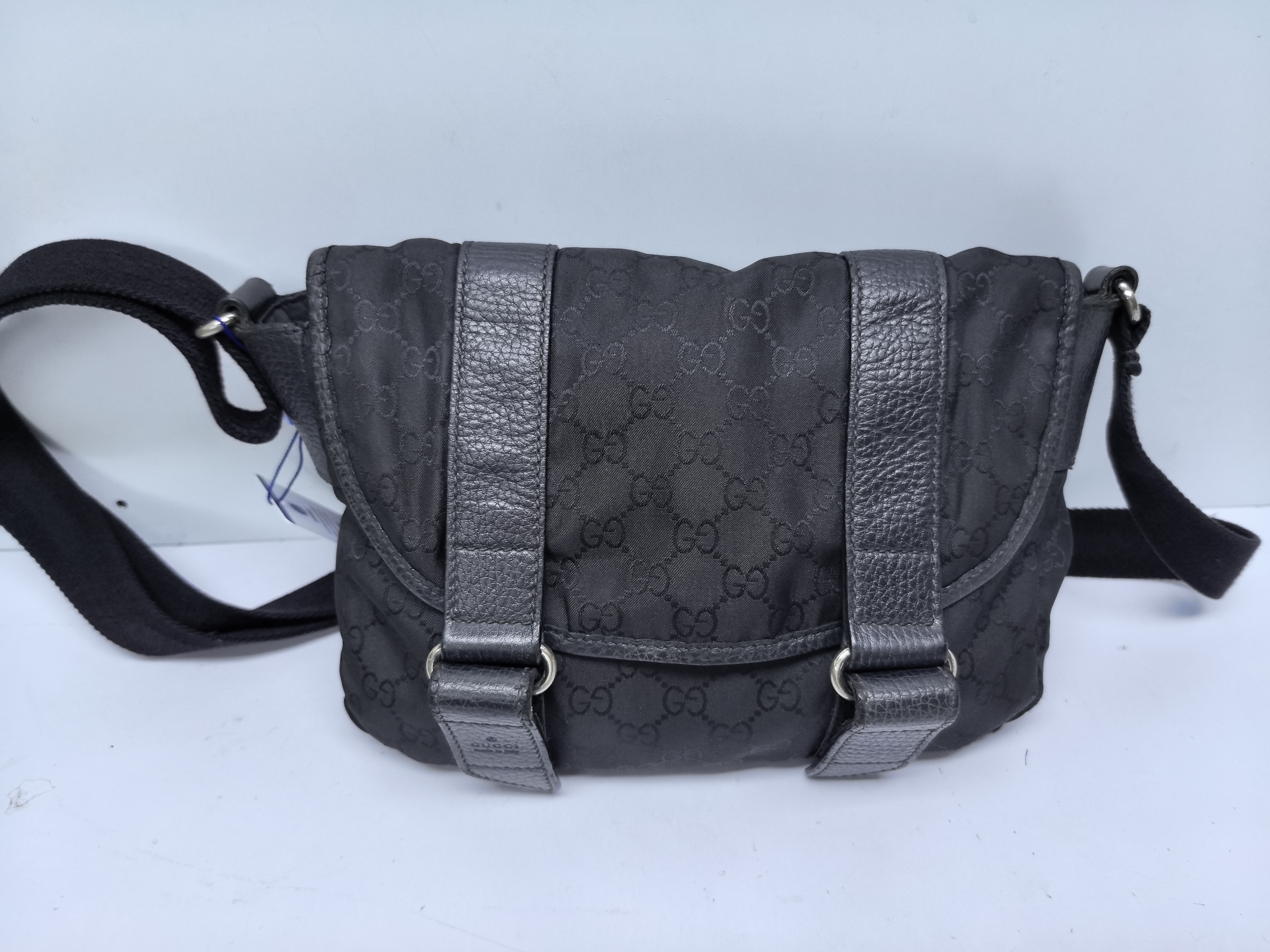 95新 GUCCI/古驰 古驰黑色双扣斜挎088