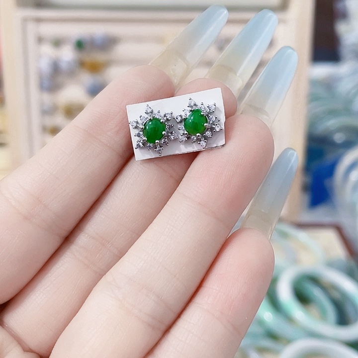 颈饰未镶嵌翡翠天然翡翠A货