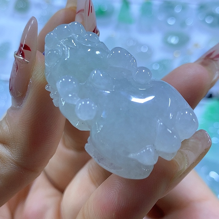 翡翠未镶嵌颈饰天然翡翠A货吊坠