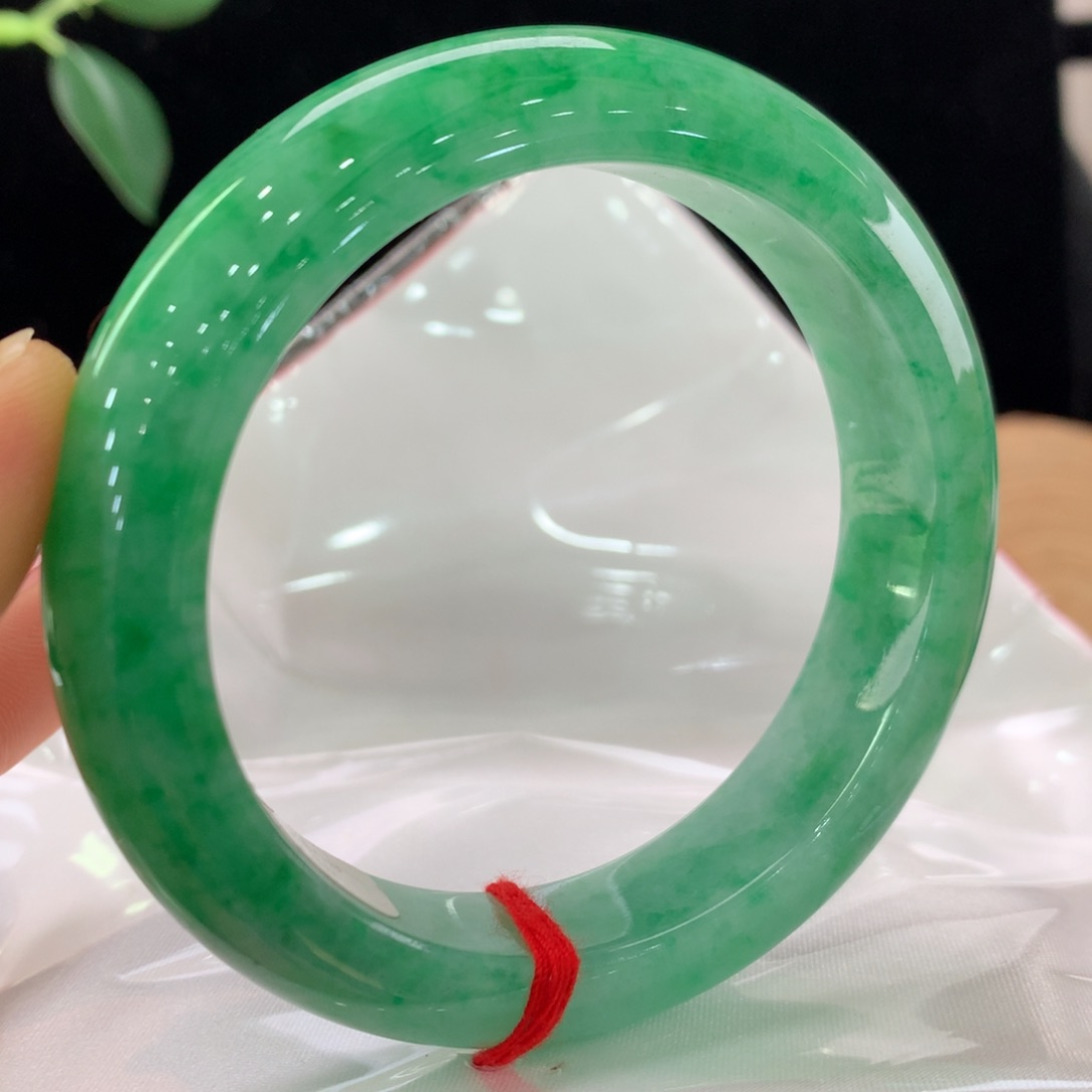 翡翠手镯未镶嵌111-0149