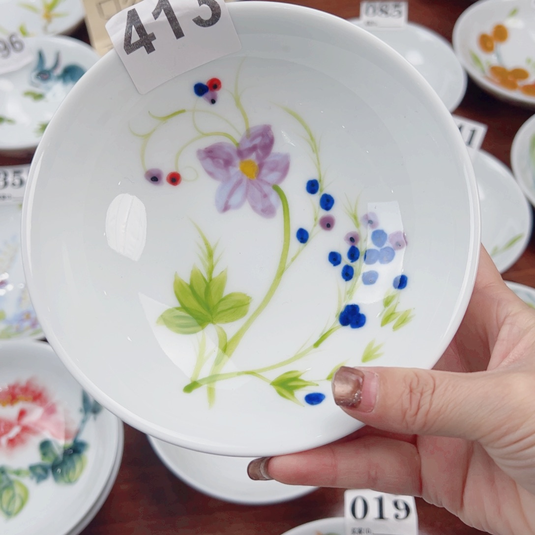 景德镇陶瓷手工手绘制作