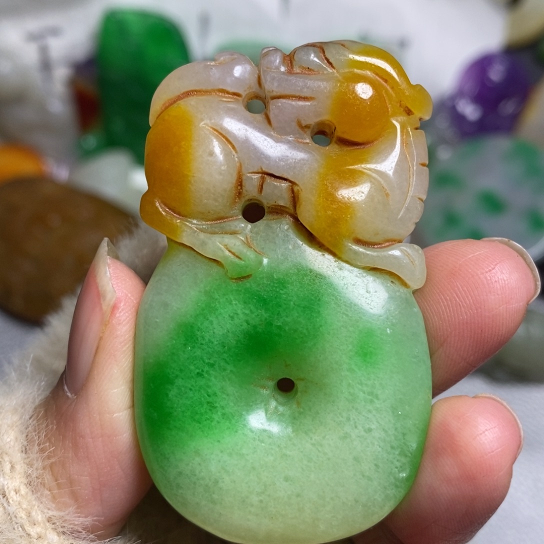 和田玉（糖玉）未镶嵌颈饰