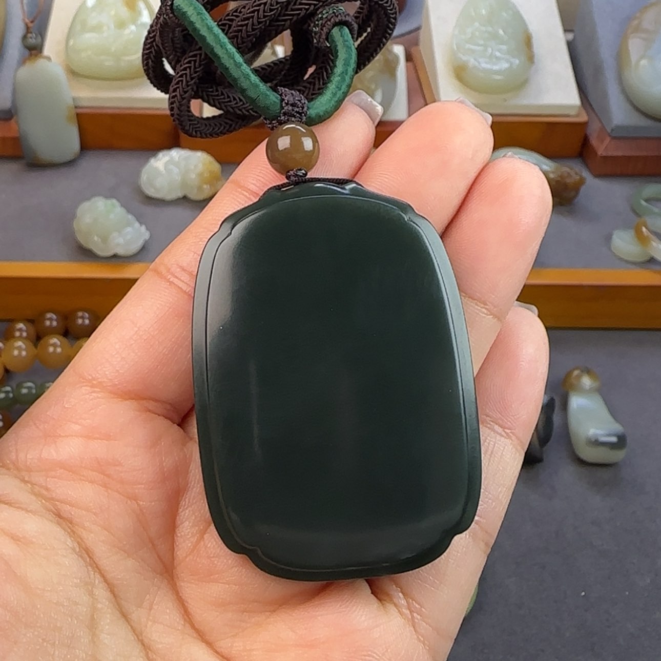 【闪购商品】和田玉颈饰未镶嵌安*