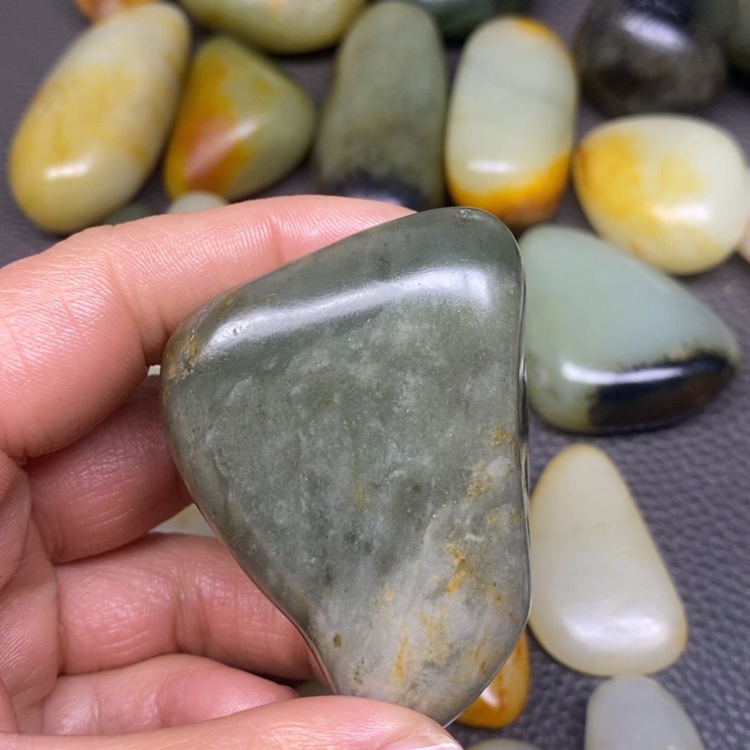 和田玉挂件^_^未镶嵌