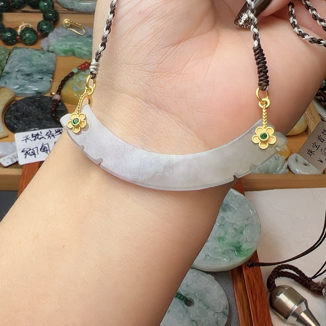 翡翠吊坠(赠链)未镶嵌吊坠27