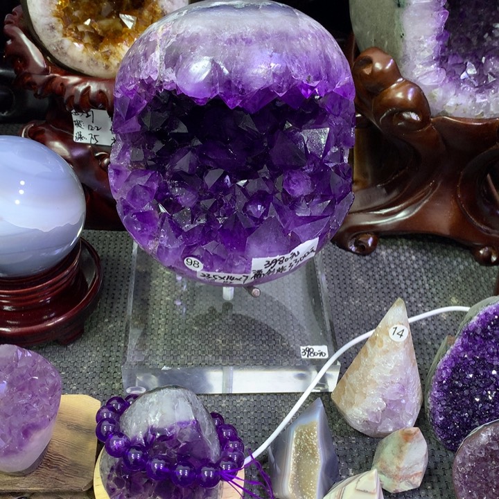 水晶大型摆件（非配饰）未镶嵌