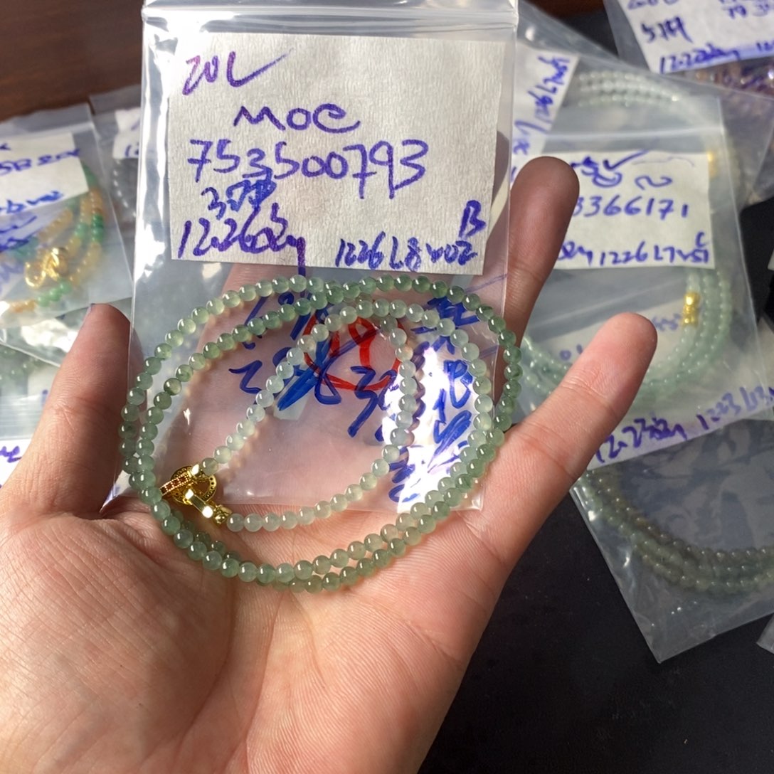 来***条定制翡翠未镶嵌缅甸翡翠