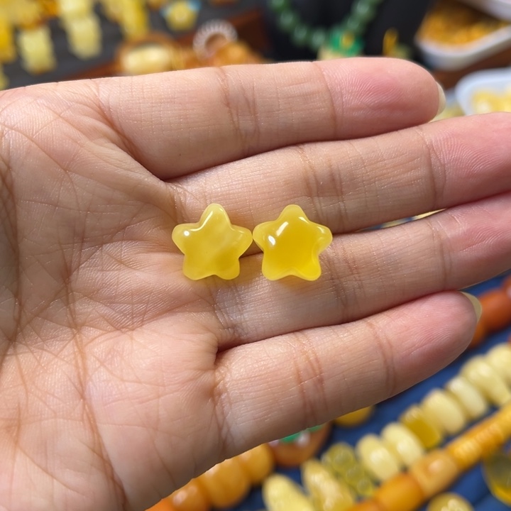 琥珀未镶嵌裸石卡13星星一对