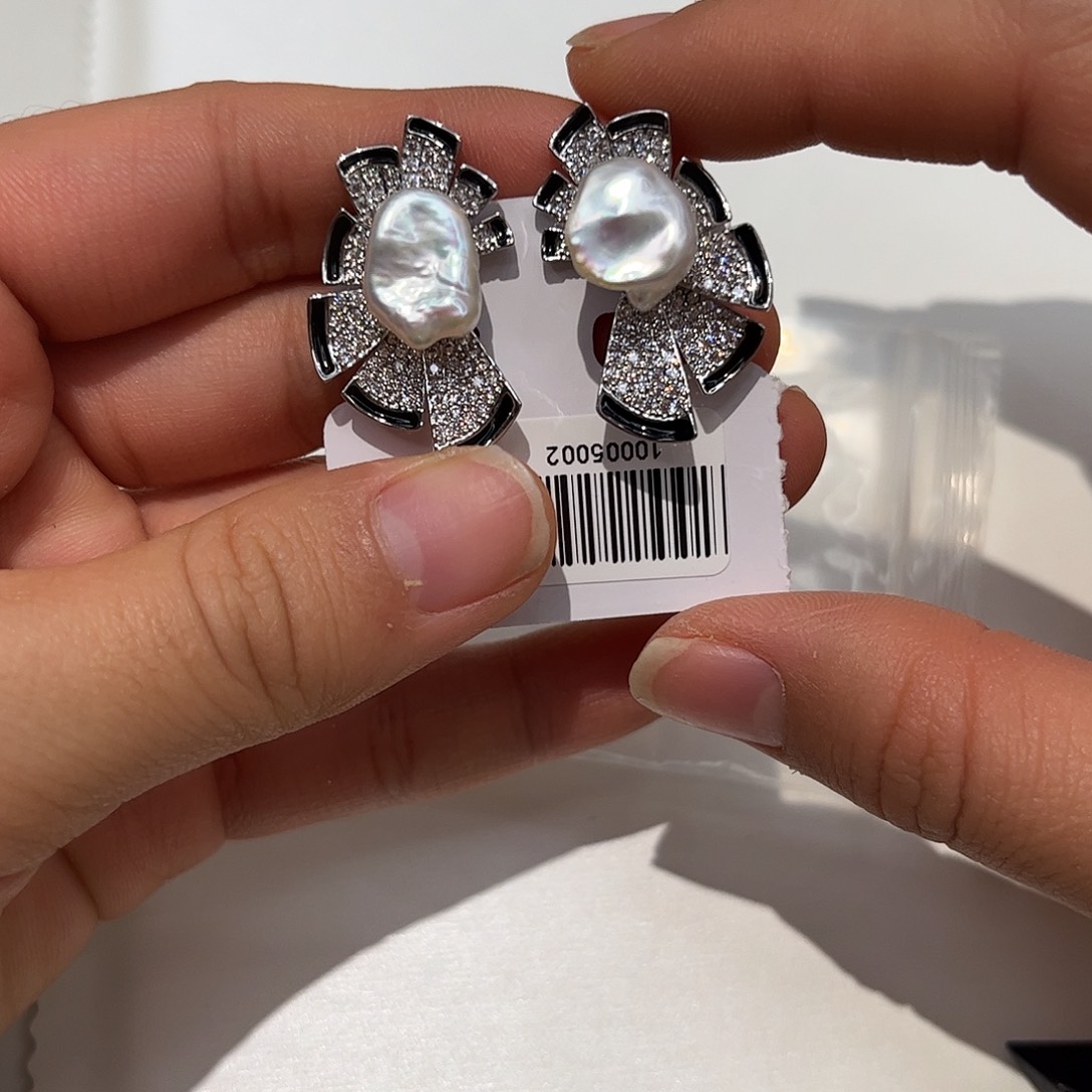 淡水珍珠耳饰合金