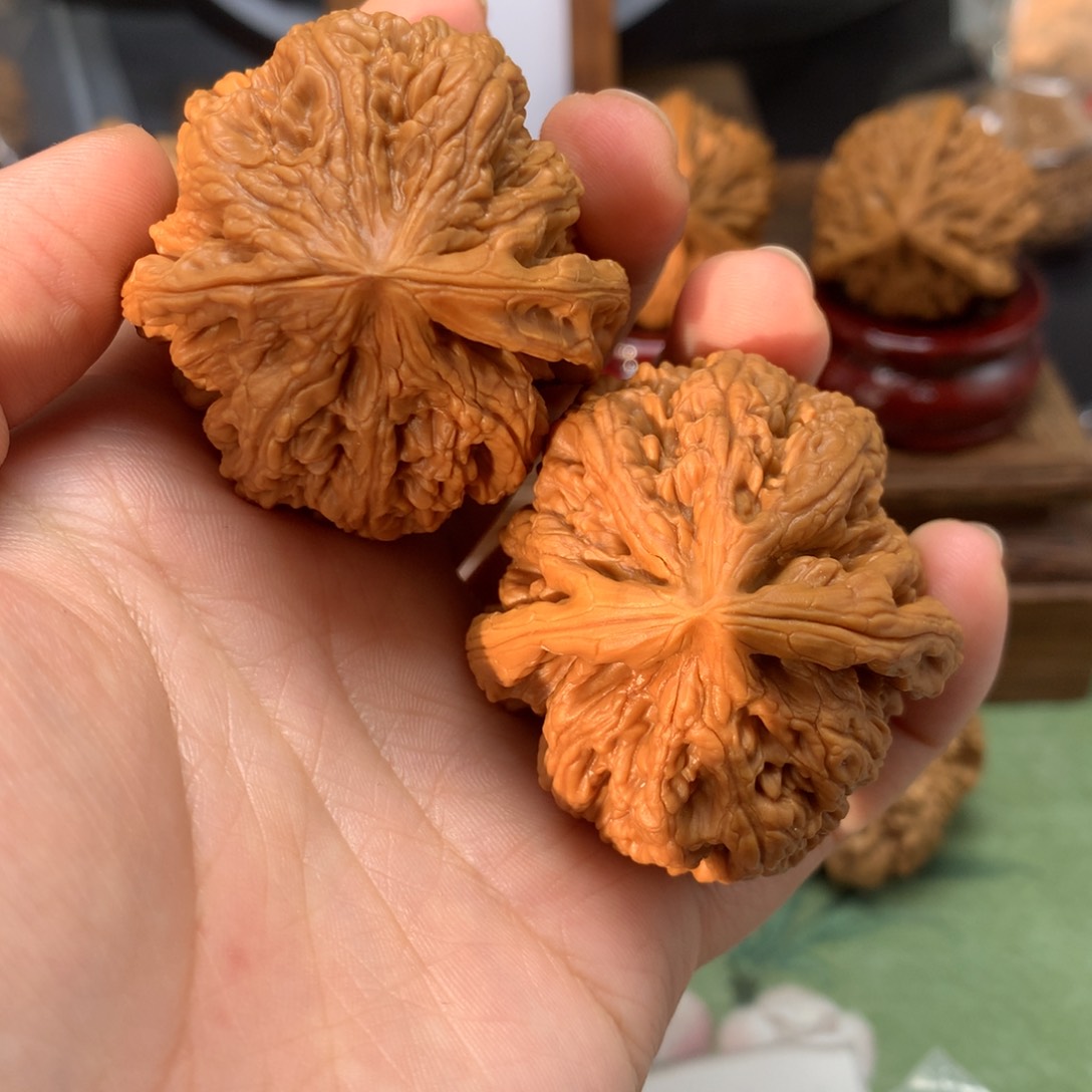 文玩核桃吊坠依**你43粗筋不退不换