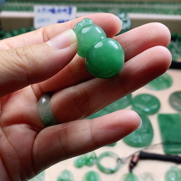 未镶嵌石英质玉珠宝奇石非洲翠