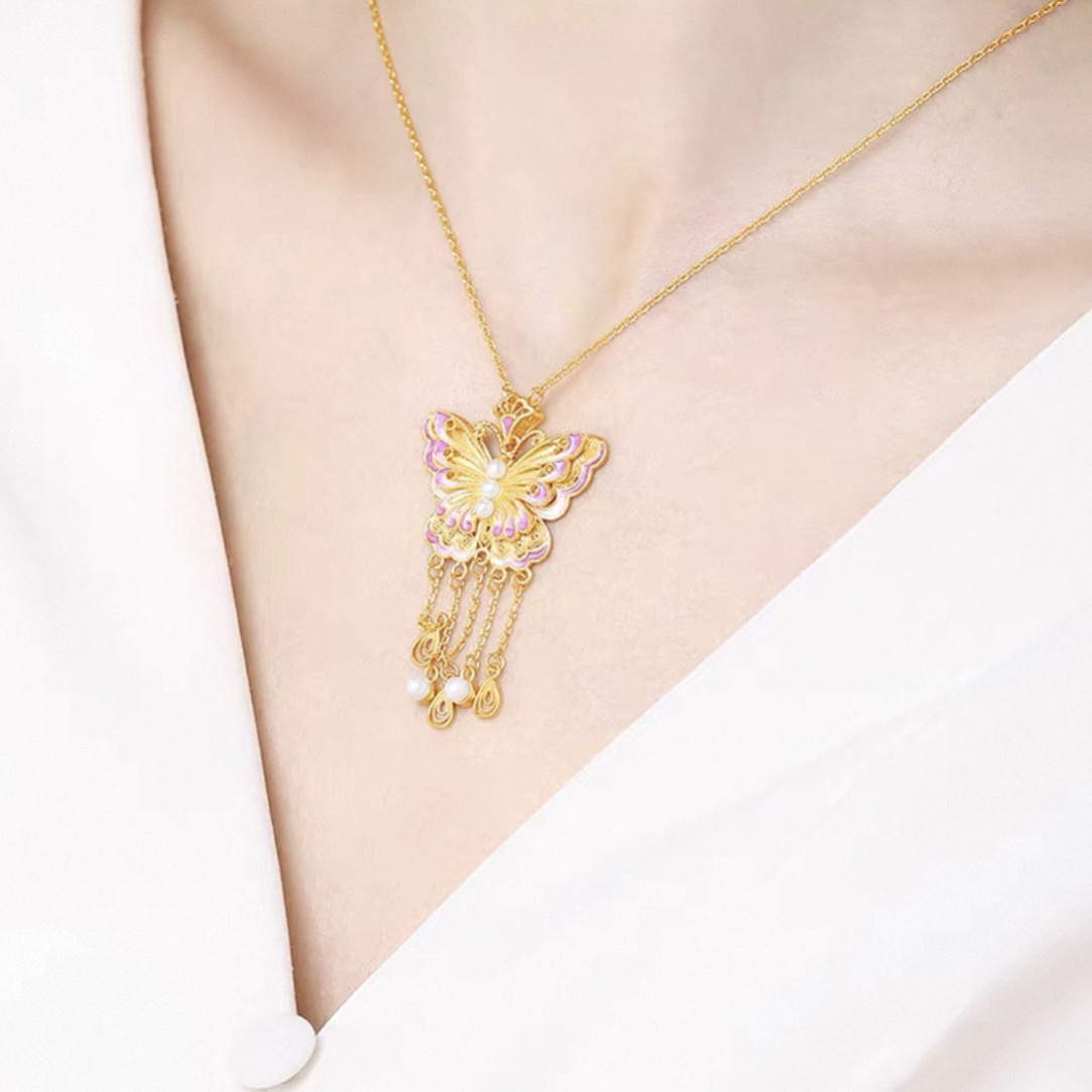 只买单纯的吊坠，没带链子，属的性质。吊坠 幽梦蝴蝶流苏蝴蝶吊坠