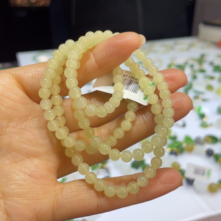 和田玉未镶嵌颈饰卡5