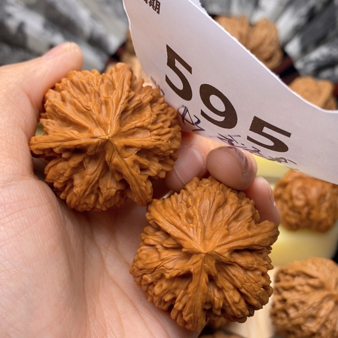 文玩核桃把件595号43全玉龙奔