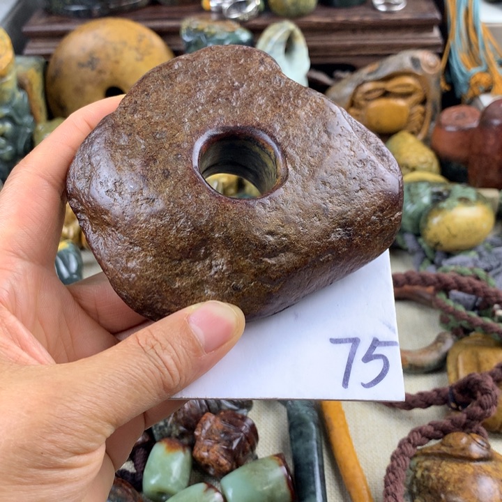 岫岩河磨玉（透闪石质玉）未镶嵌珠宝奇石