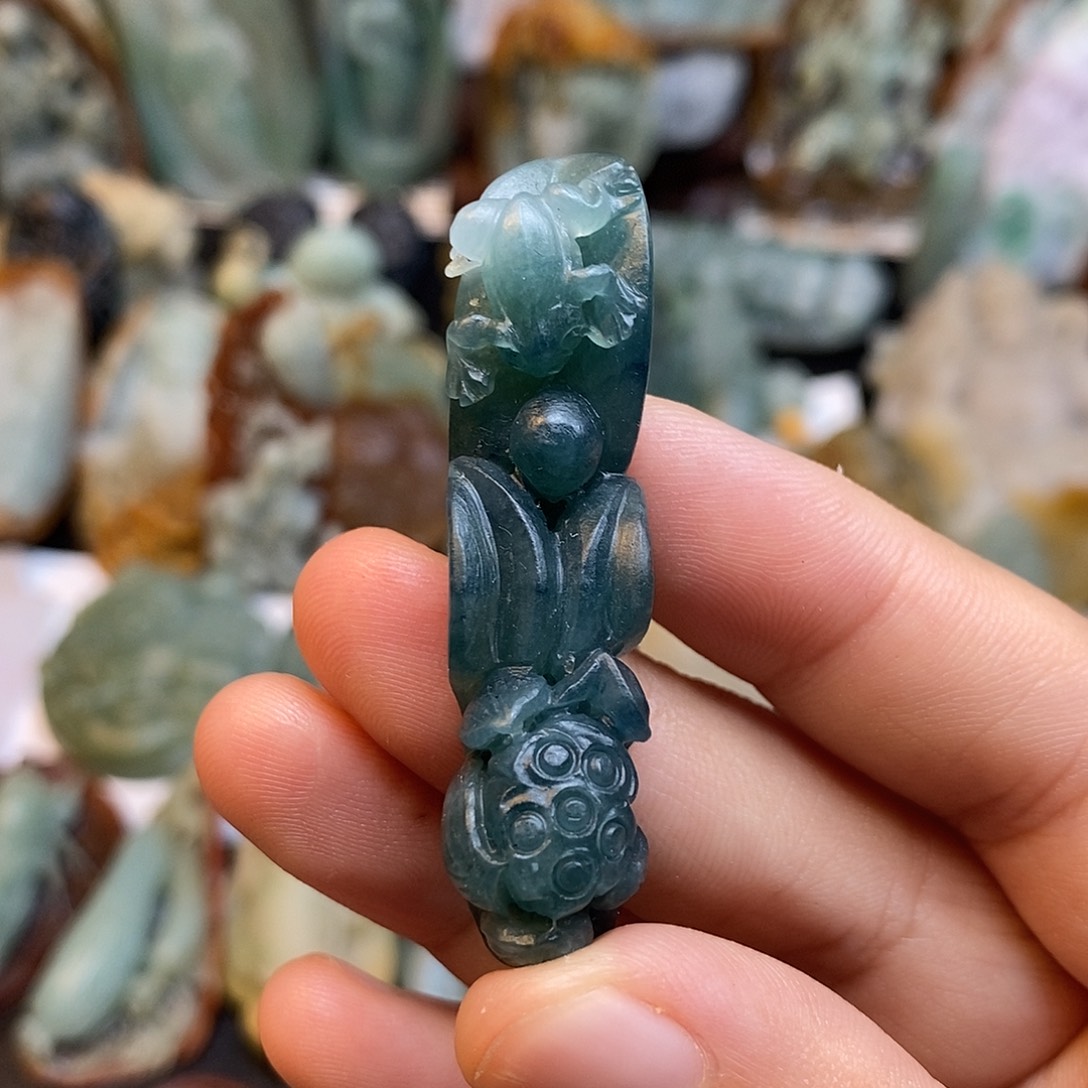 定制翡翠未镶嵌特色75