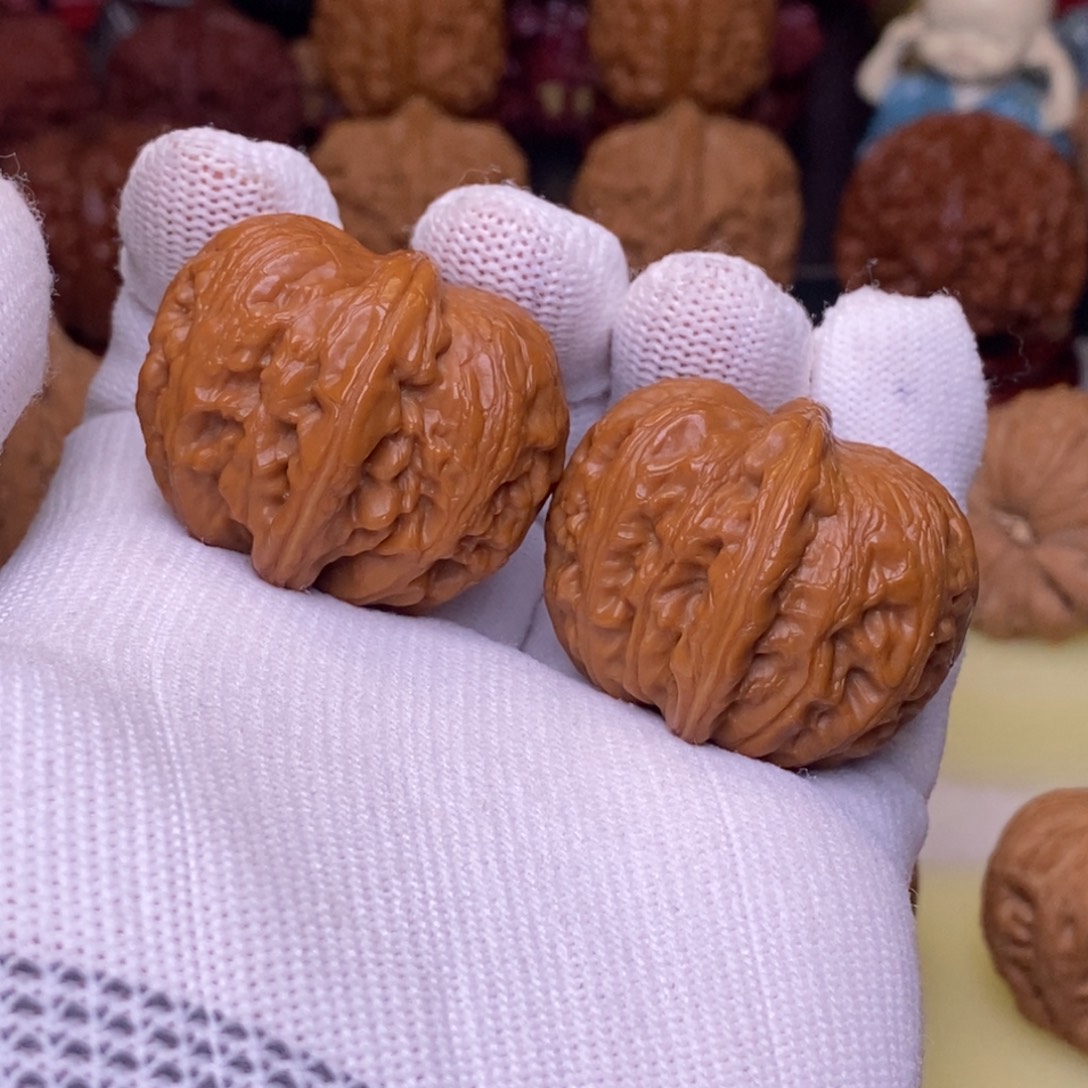 吊坠文玩核桃37 元宝 