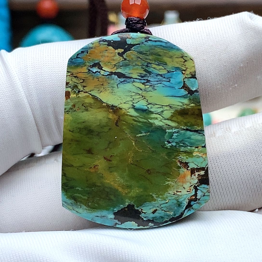 绿松石未镶嵌珠宝奇石