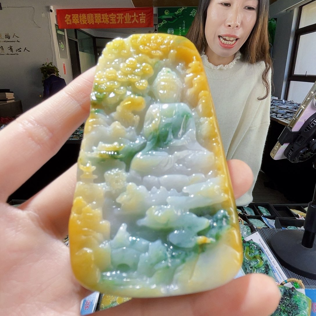 颈饰未镶嵌翡翠翡翠