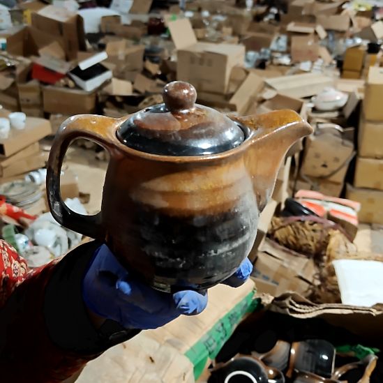 瓷片陶瓷盘子碗啥都有