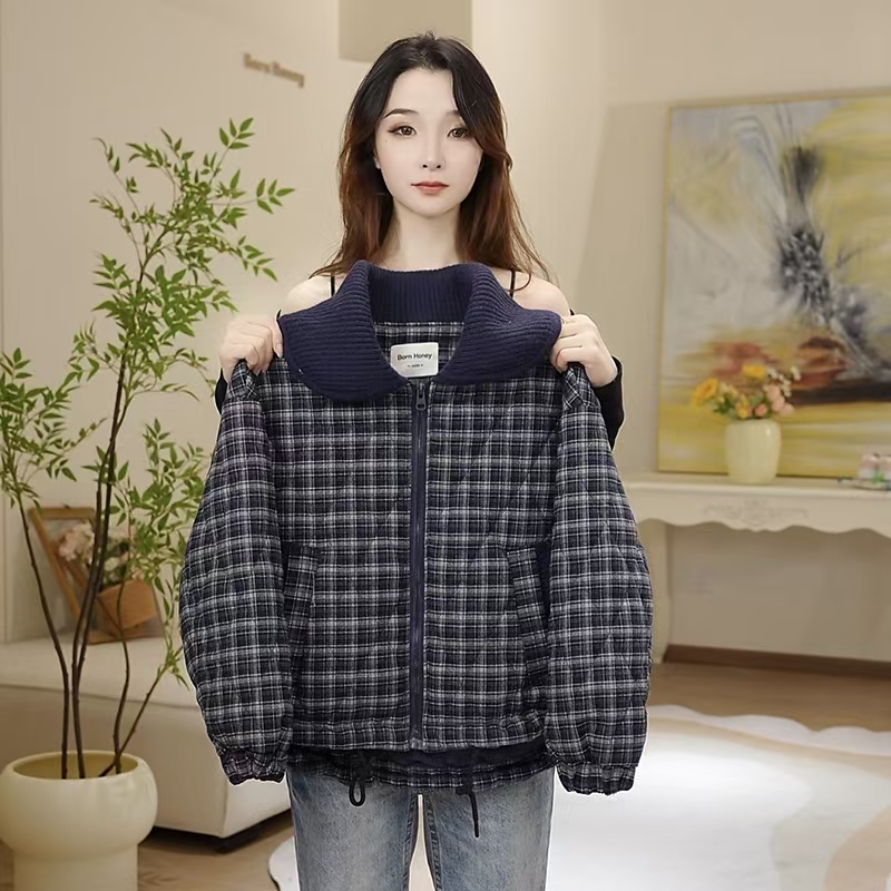 女童冬装厚款棉服外套2025冬季新款女孩时尚带帽保暖棉服Q63401
