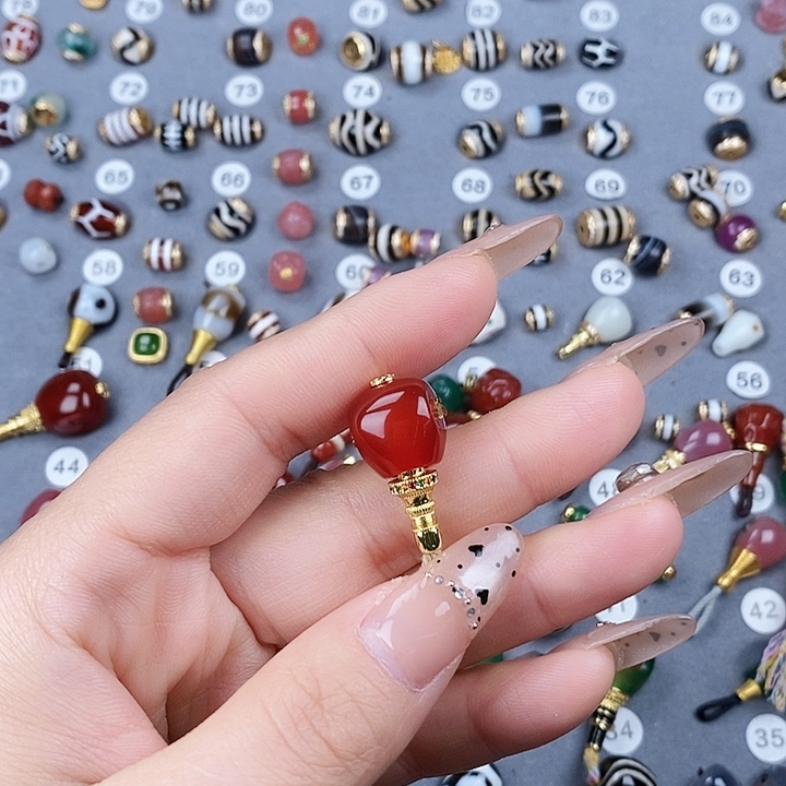 玛瑙/玉髓未镶嵌饰品