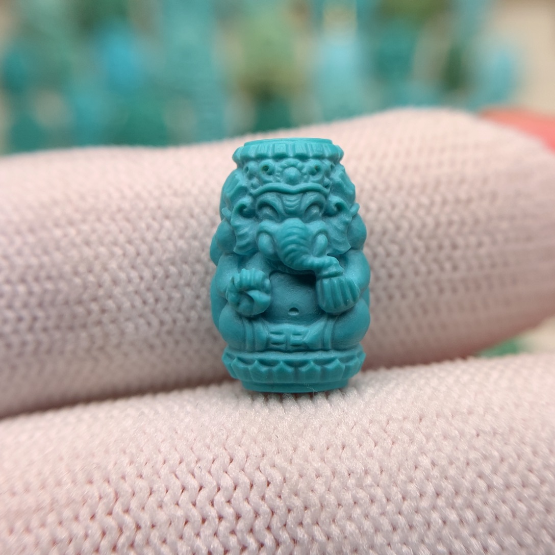 绿松石配饰未镶嵌