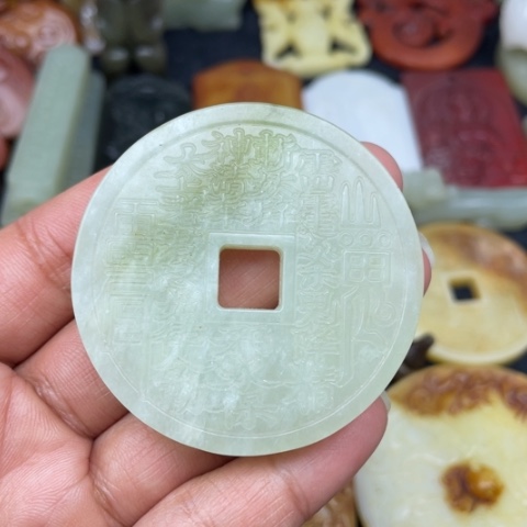 蛇纹石玉颈饰未镶嵌21