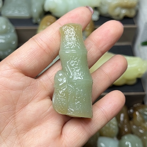 颈饰未镶嵌和田玉