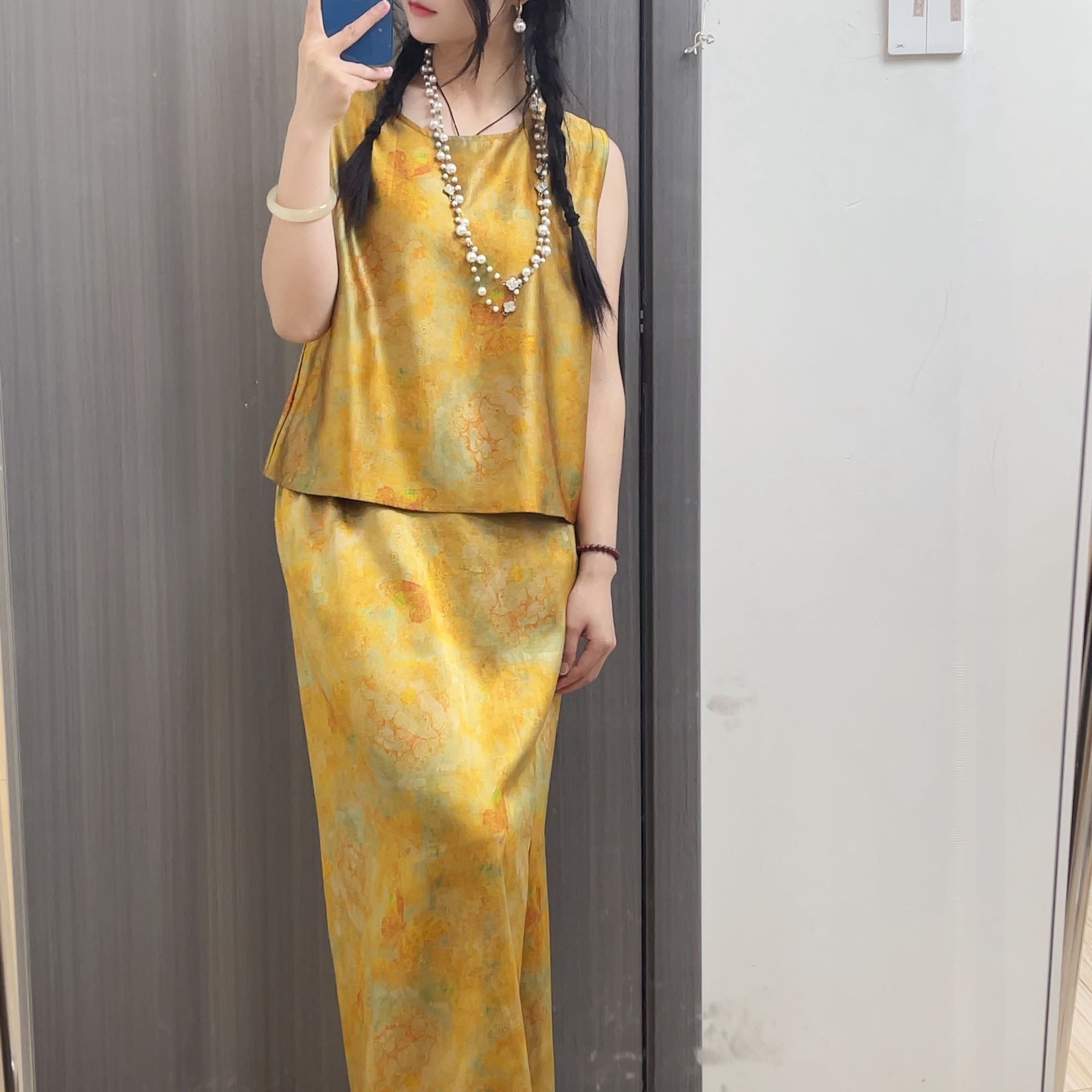 满分桑蚕丝金色蝴蝶贵妇前喷皮子背心新中式气质包裙