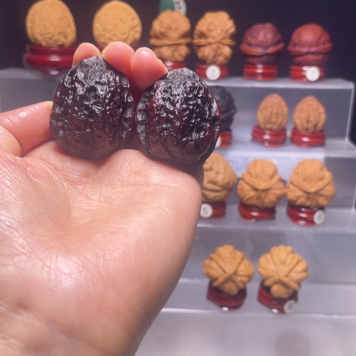 桃核吊坠5七彩赤焰金蟾